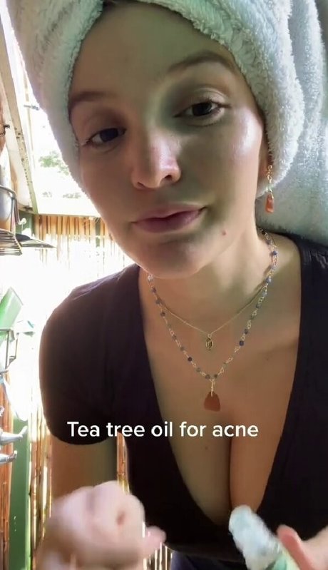 Isabella Abell ポルノモデル ギャラリー