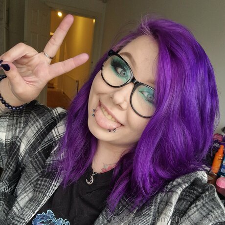 デカ尻ティーンオンリーファンズ 可愛い 写真