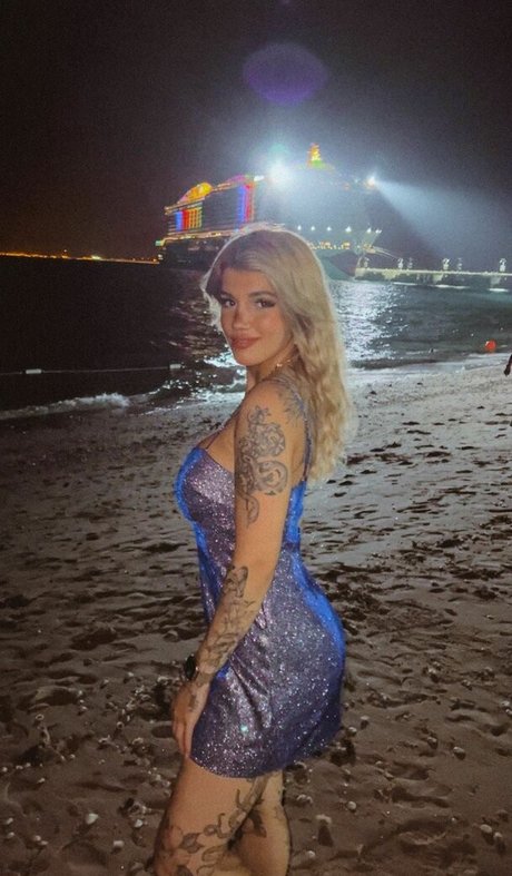 足 マンコ オンリーファンズ ホット 画像