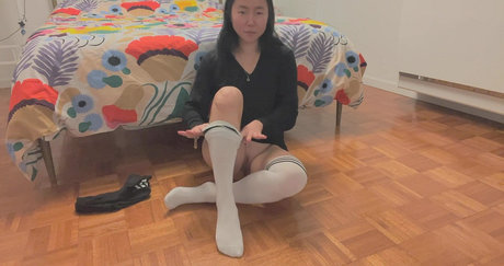 ヌード熟女オンリーファンズ えろた 写真