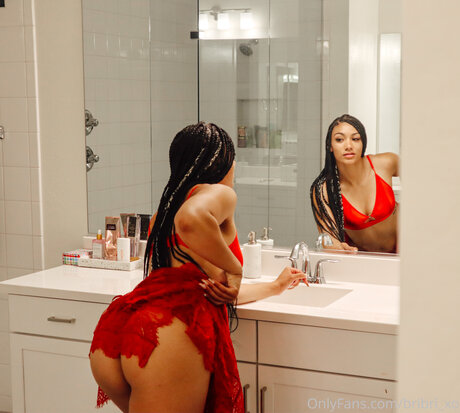 wetkittybri スター xxx アーカイブ