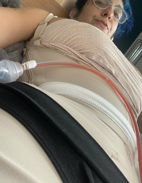 最もホットなティーンオンリーファン xxx 写真