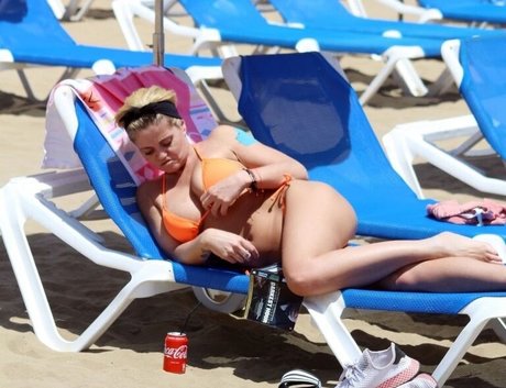 Danniella Westbrook ポルノスター エロティック ギャラリー