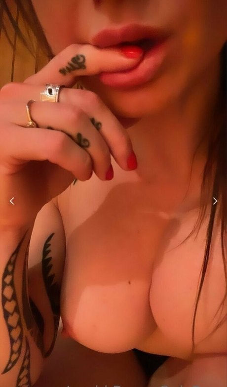 足のみファン ヌード ギャラリー