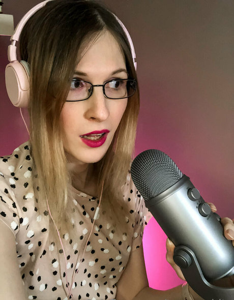 ts avy white セクシーなポルノスター 画像