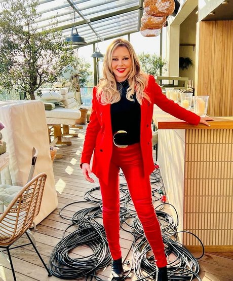 アナルアジア人オンリーファンズ 美しい 写真