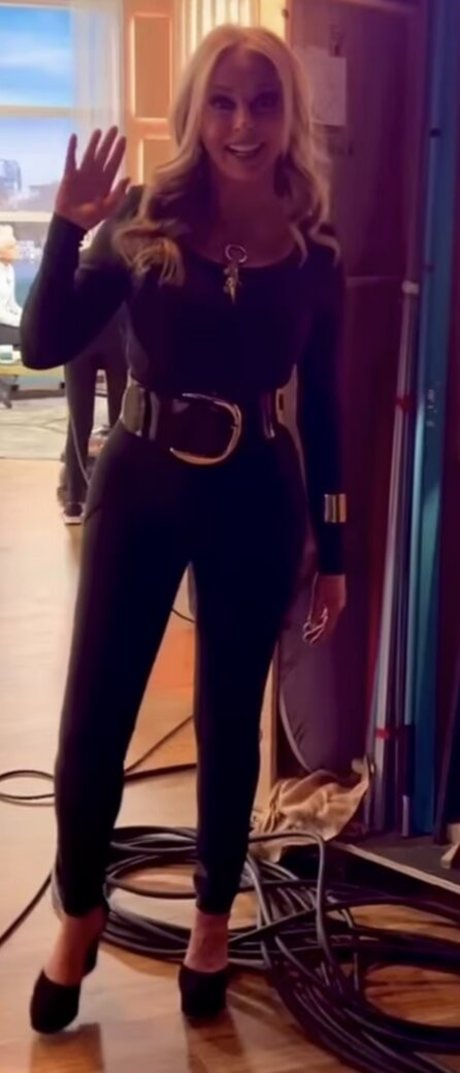 フランス人熟女オンリーファンズ HD 写真