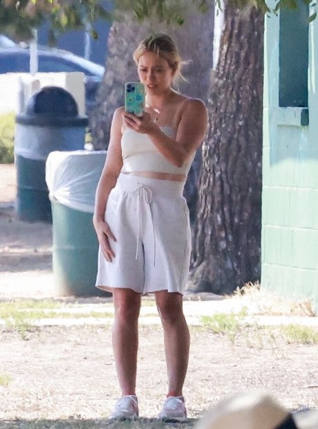 マンコ 熟女 オンリーファンズ セクシー 写真