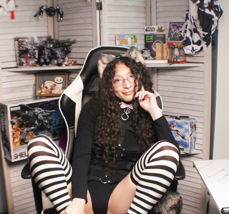 itwhiskarafterdark 限定スター 写真