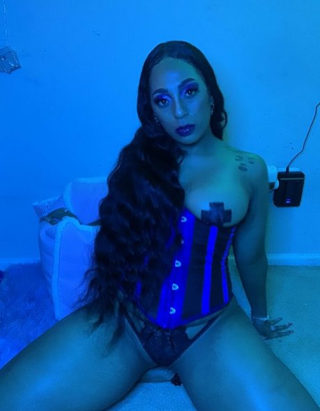 purkissess セックス女優 写真