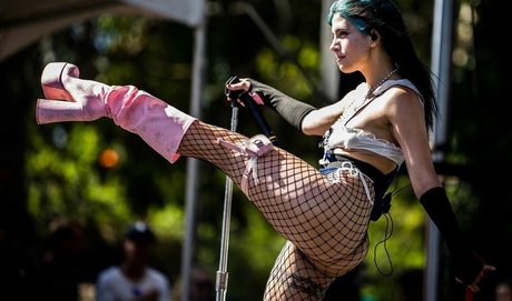 ニューハーフオンリーファン 無料ポルノ 画像