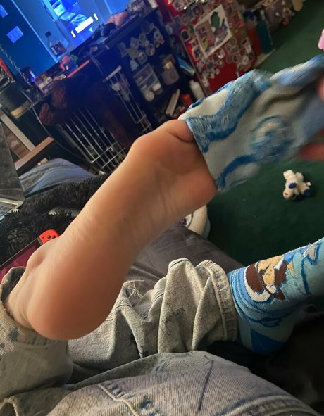 feetiecutieee 裸モデル アーカイブ