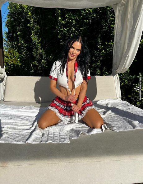 WWE Lana ポルノモデル 画像