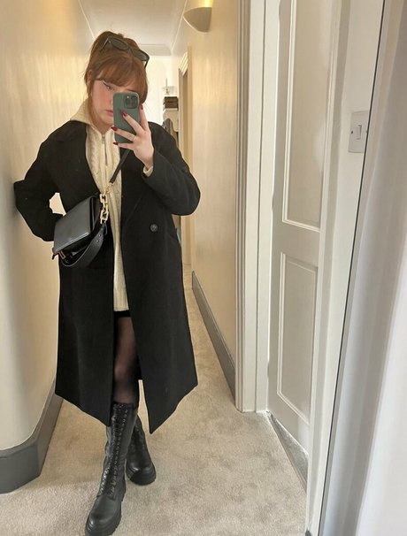 クロスフィットオンリーファンズ アート裸 ギャラリー