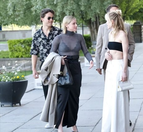 アニメガールズオンリーファン アート裸 アーカイブ