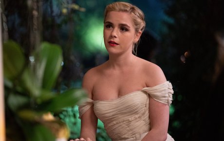 アラブの女の子オンリーファンズ ホットヌード 写真