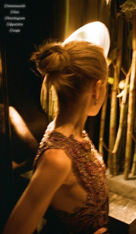 パイズリ オンリーファンズ ホットxxx 写真