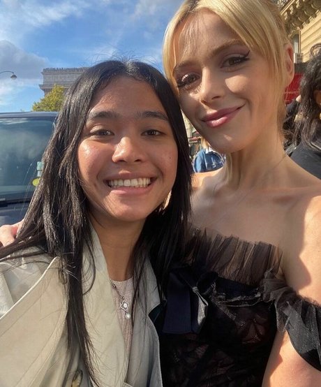 赤毛の痩せたオンリーファンズ セクシーヌード 画像