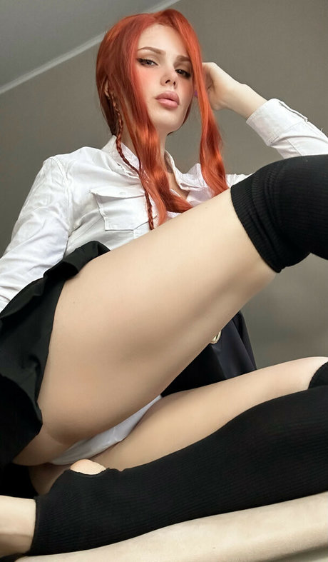 Purple Amelie ヌードモデル 写真