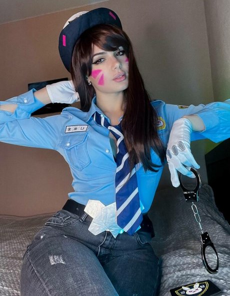 Purple Amelie ポルノスター トップ 写真