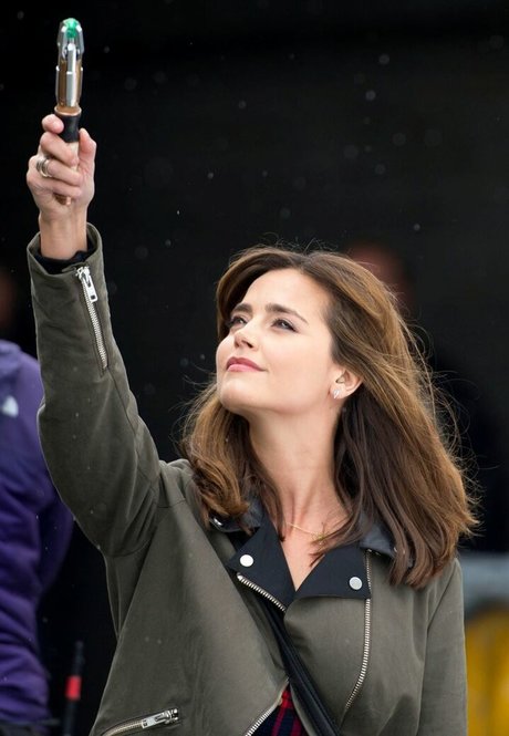 ヨガ 熟女 オンリーファンズ ポルノ 写真