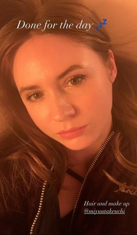 Karen Gillan 写真集