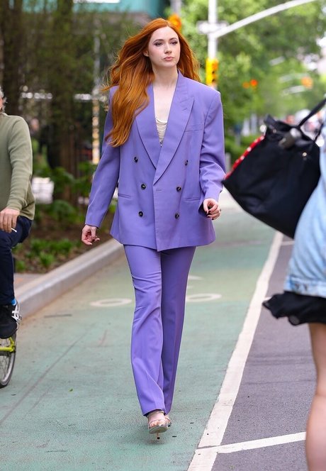 Karen Gillan トップポルノスター 写真