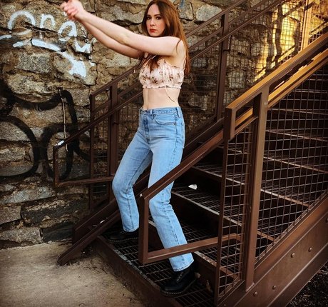 Karen Gillan 独占モデル 写真