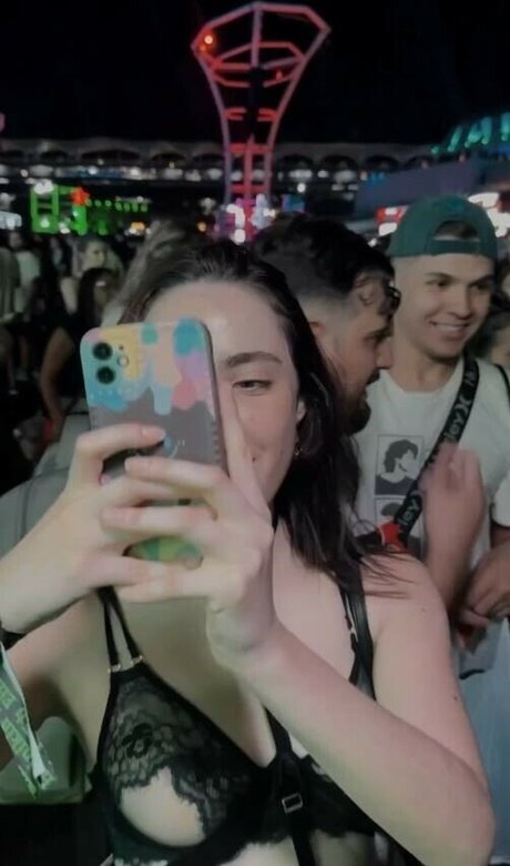 Melissa Fernandes アートポルノスター 写真