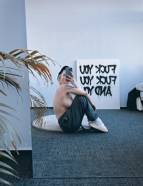 Sorabi エロティック女優 画像