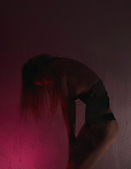 Sorabi ポルノモデル 写真