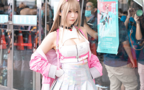 オタクプリンセスオンリーファンズ ホットヌード 画像