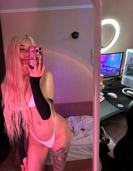 Morana Battory 最高のスター 写真