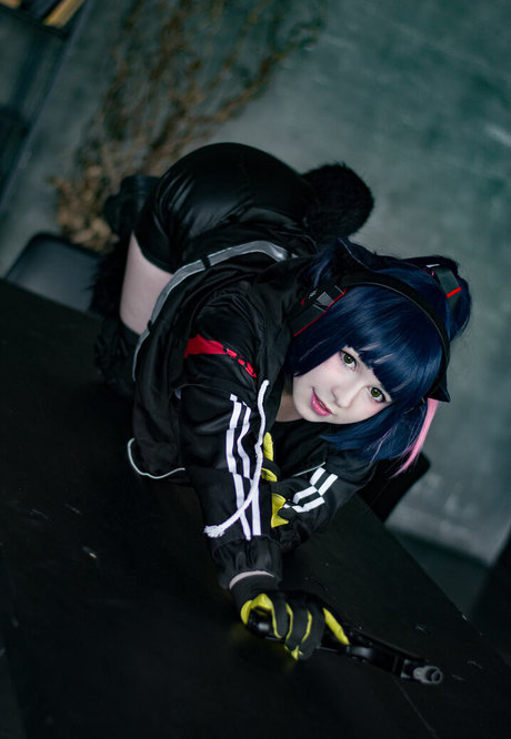 Yoshinobi 独占女優 写真