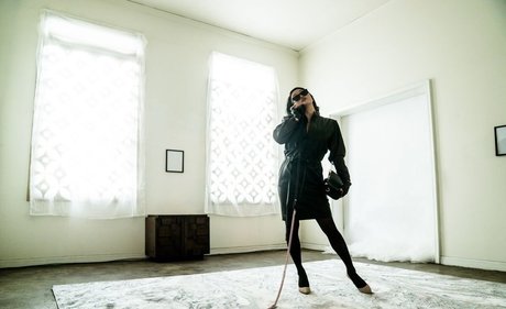 Lana Condor ポルノスター セックス 画像