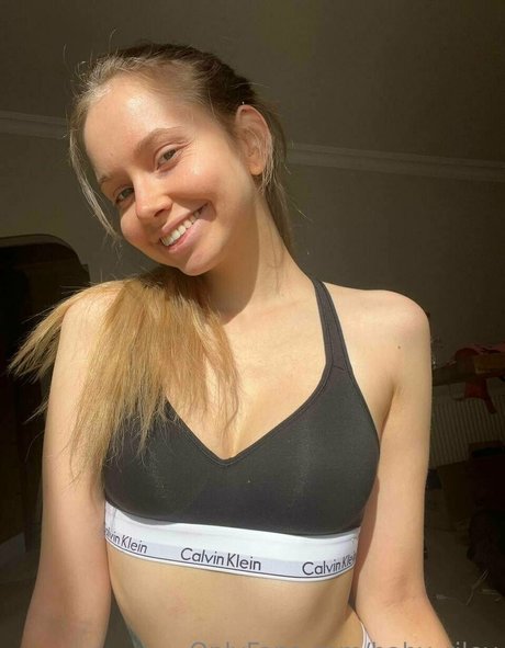 baby riley ヌードモデル ギャラリー