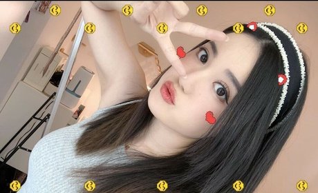 ティーンランジェリーオンリーファンズ ホット裸 アーカイブ