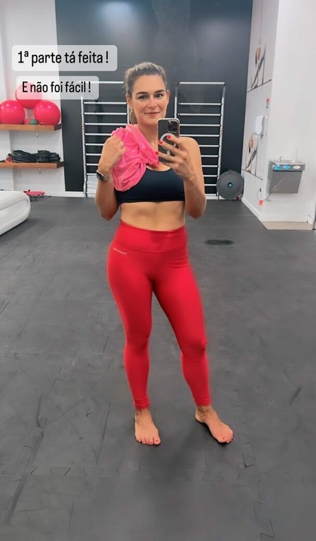 カーリーエボニーオンリーファンズ ベスト 写真