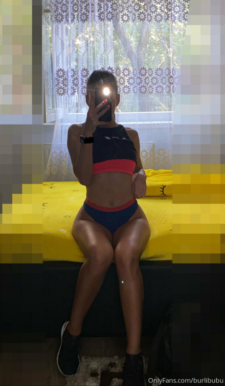 izabellexxx ポルノスター 画像