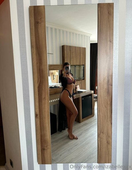 izabellexxx ポルノスター ヌード 画像