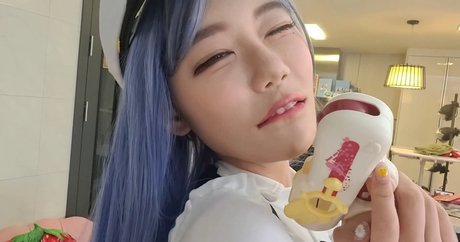 裸ヨガオンリーファンズ 無料セクシー 写真