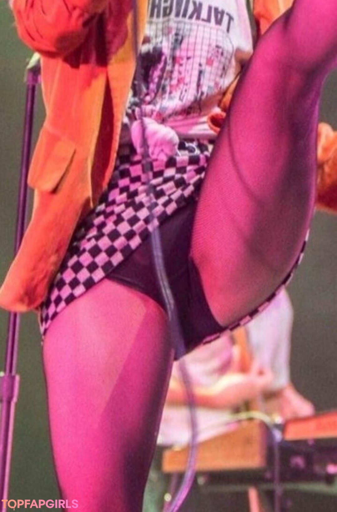 小柄な足オンリーファンズ トップ ギャラリー