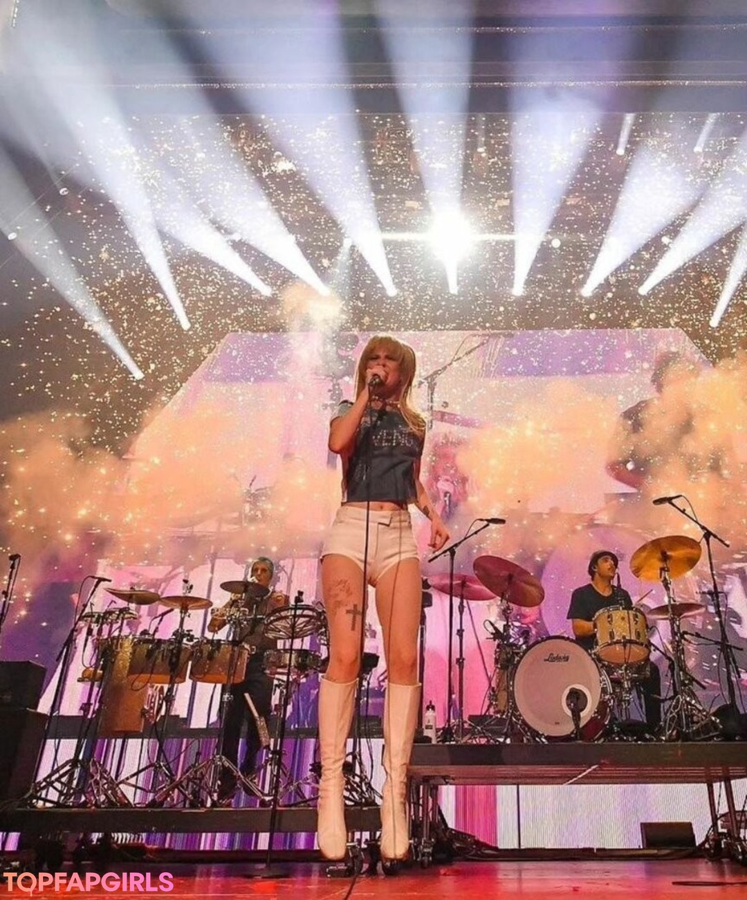 asmr ジンジャー オンリーファンズ エロチック 画像