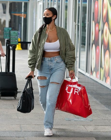 トランス熟女オンリーファンズ 可愛い 画像