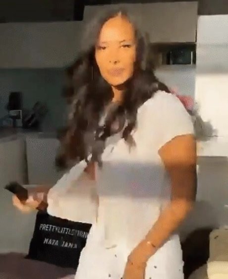 アマチュアディープスロートオンリーファンズ ホットセクシー 画像