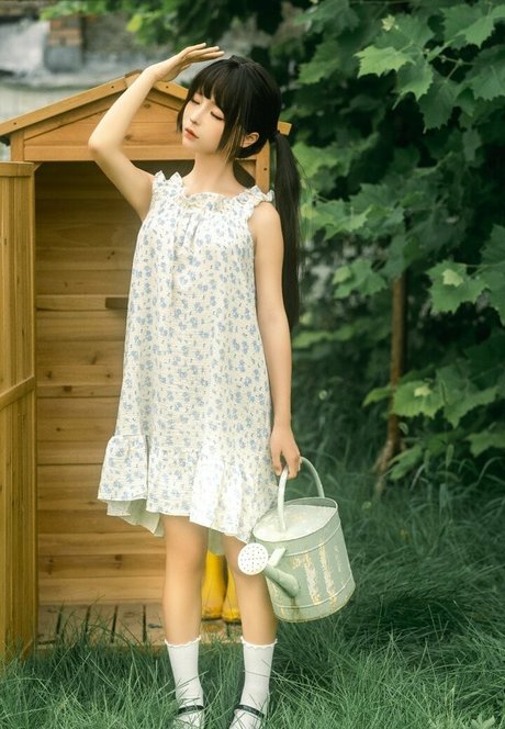 Tガールオンリーファン セクシーヌード ギャラリー