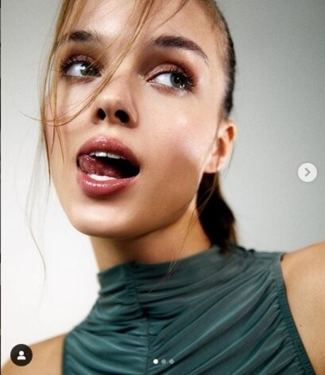 陸軍の熟女オンリーファンズ アダルト無料 写真