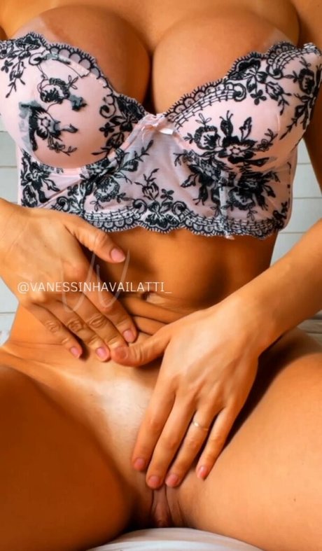 Vanessinha Vailatti ポルノスター 写真