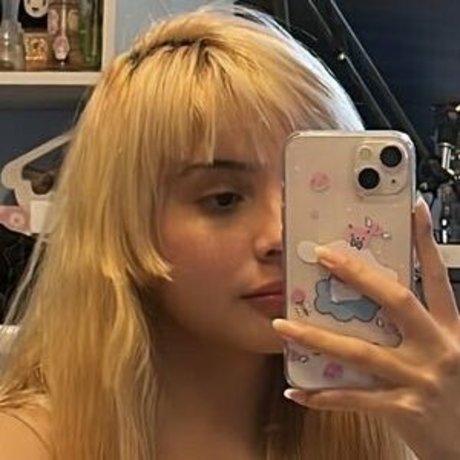 Noodlenom トップモデル 写真