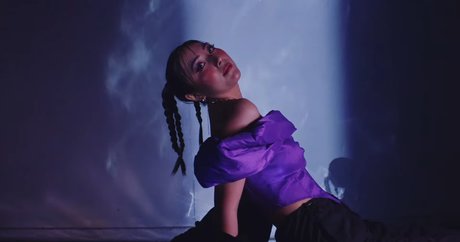 熟女オナニーオンリーファンズ アートポルノ ギャラリー